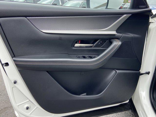2024 Mazda X-90 Premium Plus
