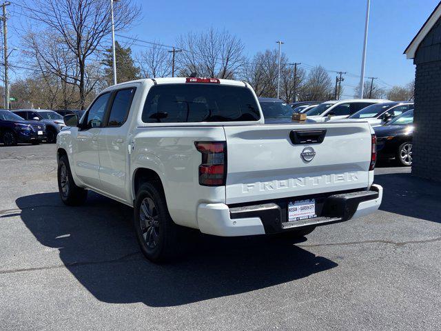 2025 Nissan Frontier Crew Cab SV 4x2