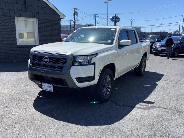 2025 Nissan Frontier Crew Cab SV 4x2