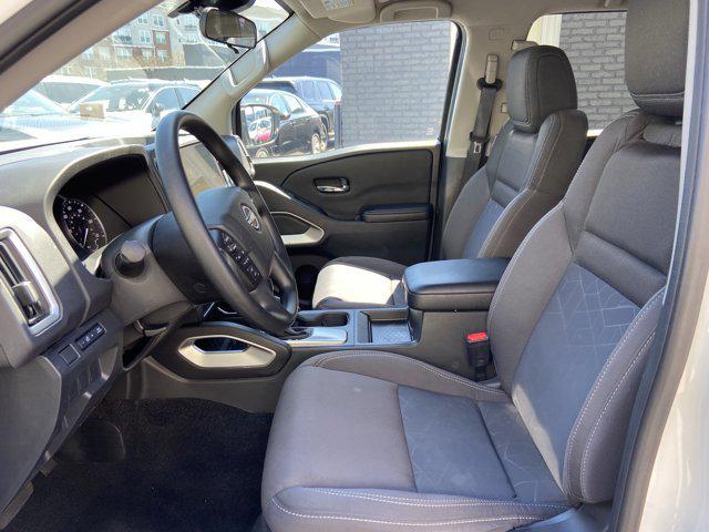 2025 Nissan Frontier Crew Cab SV 4x2