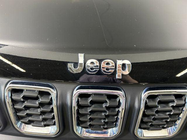 2024 Jeep Compass Latitude Lux FWD
