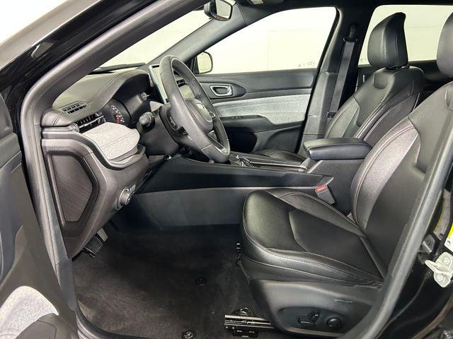 2024 Jeep Compass Latitude Lux FWD
