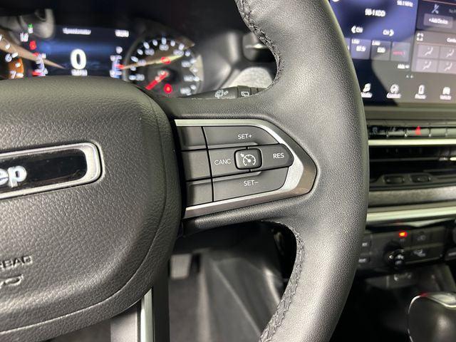 2024 Jeep Compass Latitude Lux FWD