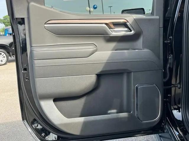2026 Chevrolet Silverado 1500 4WD Crew Cab Short Bed LT Trail Boss