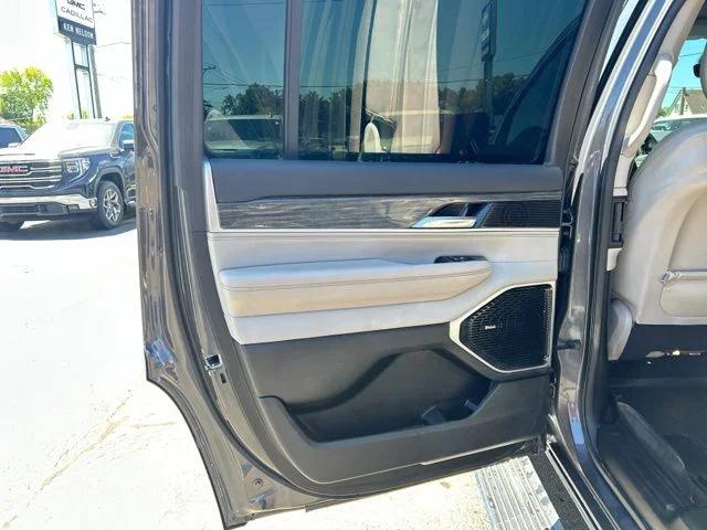 2022 Jeep Wagoneer Series III 4x4