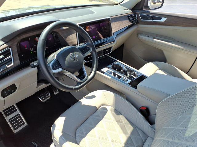 2025 Volkswagen Atlas 2.0T SEL Premium R-Line