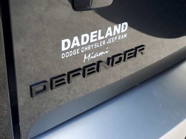 2023 Land Rover Defender 110 S