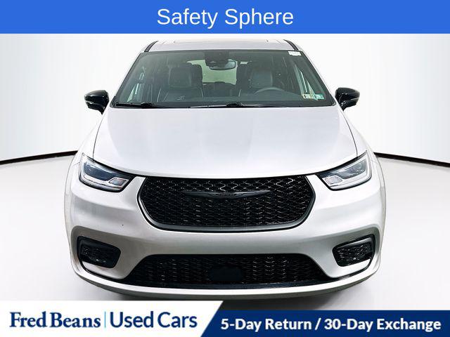 2023 Chrysler Pacifica Hybrid Limited 2023 Chrysler Pacifica Hybrid Limited