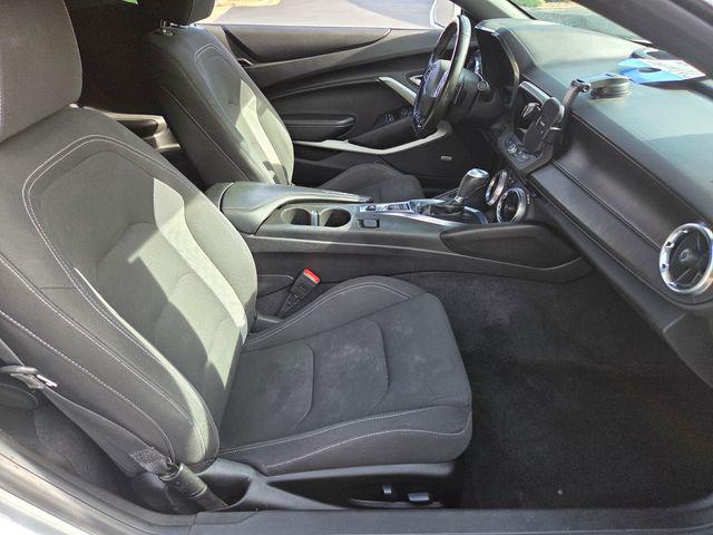 2021 Chevrolet Camaro RWD Coupe 1LT