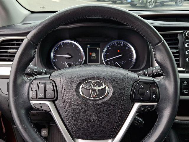 2019 Toyota Highlander Unknown