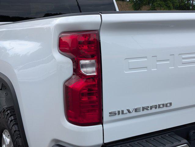 2023 Chevrolet Silverado 2500HD 4WD Crew Cab Standard Bed LT