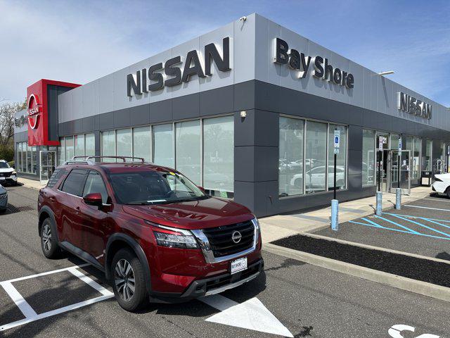 2024 Nissan Pathfinder SL 4WD for sale in Bay Shore, NY