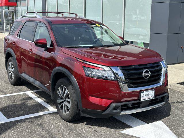2024 Nissan Pathfinder SL 4WD