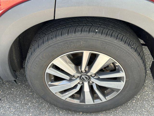 2024 Nissan Pathfinder SL 4WD