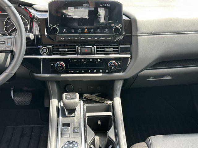 2024 Nissan Pathfinder SL 4WD