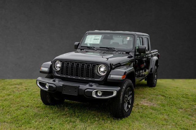2026 Jeep Gladiator GLADIATOR SPORT S 4X4