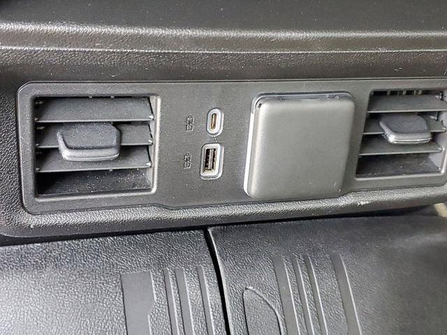 2022 GMC Sierra 1500 4WD Crew Cab Short Box Elevation
