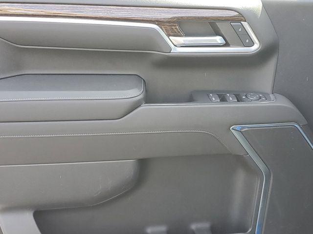2022 GMC Sierra 1500 4WD Crew Cab Short Box Elevation