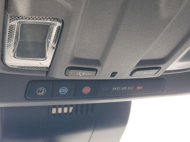 2022 GMC Sierra 1500 4WD Crew Cab Short Box Elevation