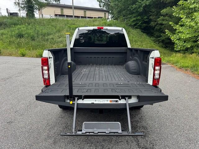 2022 Ford F-250 Lariat Crew CAB
