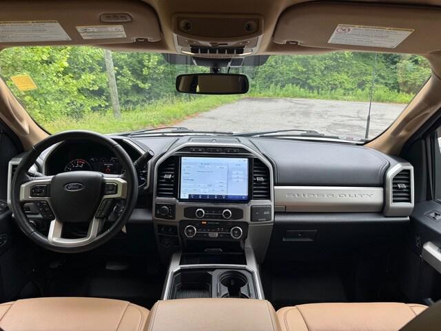 2022 Ford F-250 Lariat Crew CAB