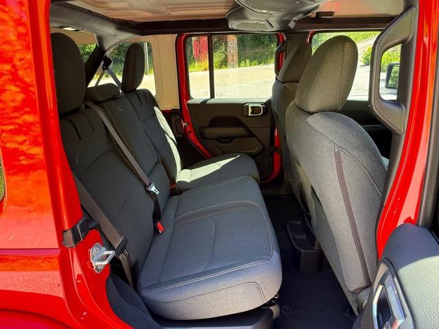 2024 Jeep Wrangler 4xe Sahara 4xe