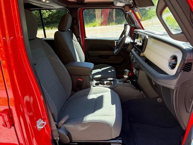 2024 Jeep Wrangler 4xe Sahara 4xe