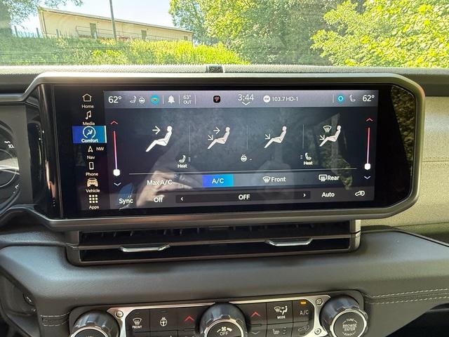 2024 Jeep Wrangler 4xe Sahara 4xe