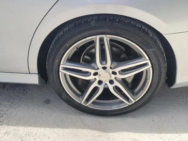2017 Mercedes-Benz E-CLASS E 300 E 300