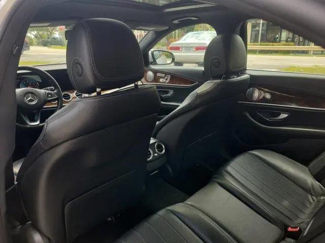 2017 Mercedes-Benz E-CLASS E 300 E 300