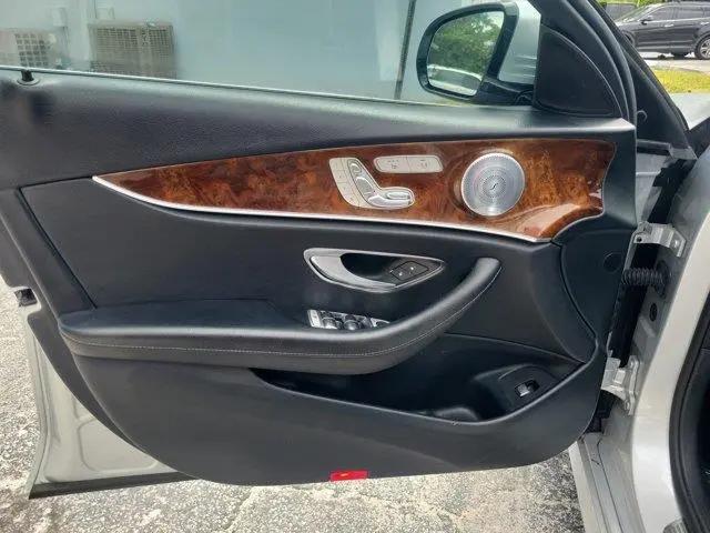 2017 Mercedes-Benz E-CLASS E 300 E 300