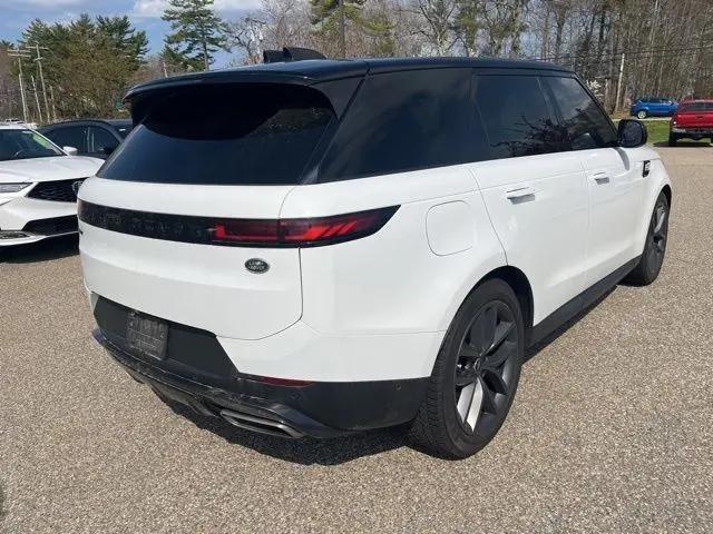2023 Land Rover Range Rover Sport SE