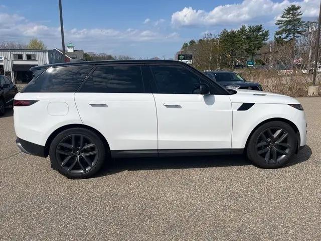 2023 Land Rover Range Rover Sport SE