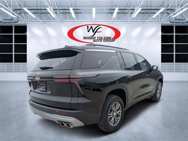 2025 Chevrolet Traverse FWD LT