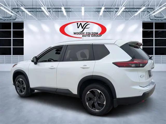 2024 Nissan Rogue SV FWD