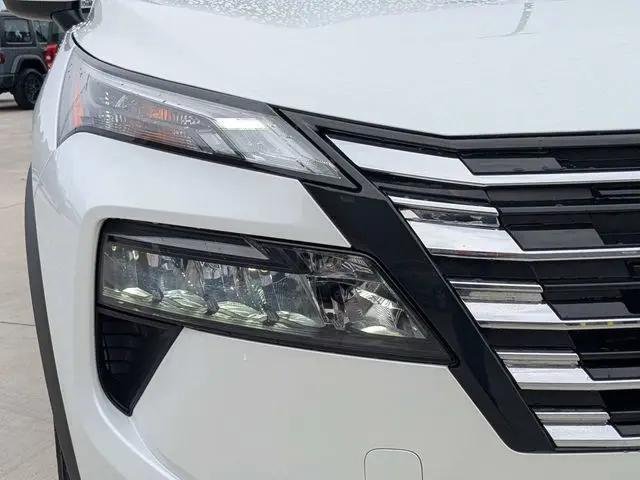 2024 Nissan Rogue SV FWD