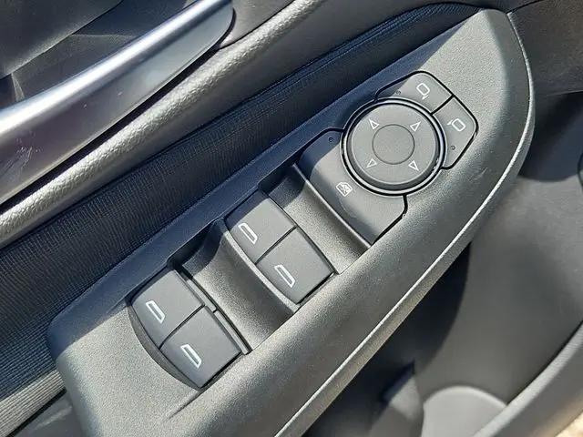 2026 Buick NV Preferred FWD