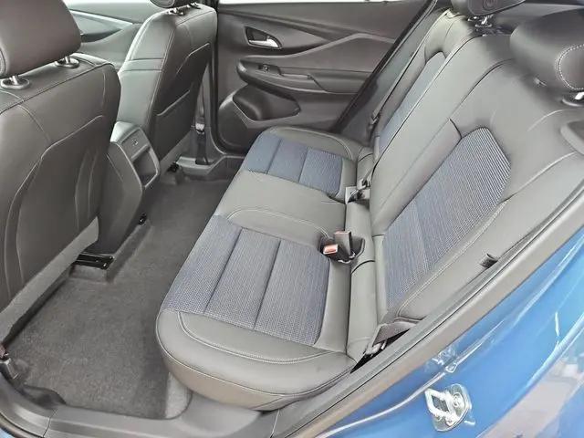 2026 Buick NV Preferred FWD