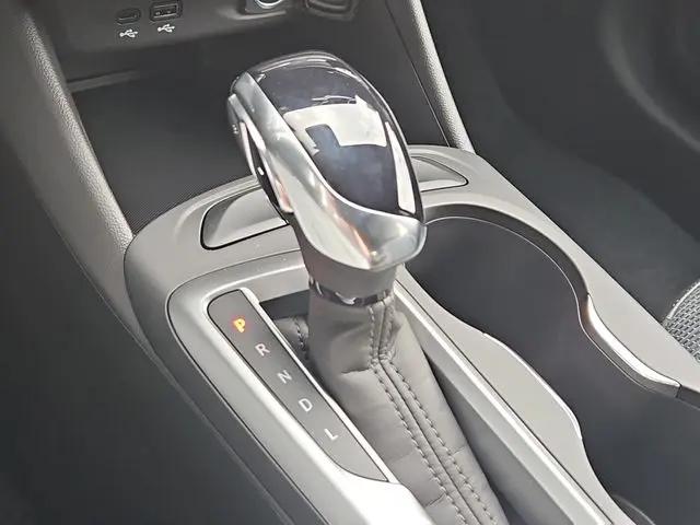 2026 Buick NV Preferred FWD