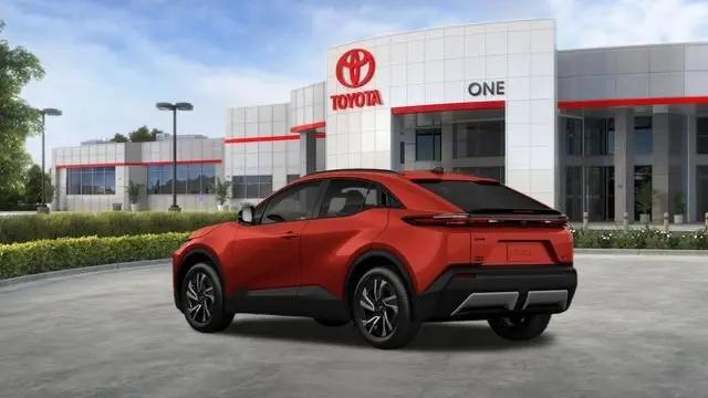2026 Toyota C-HR SE