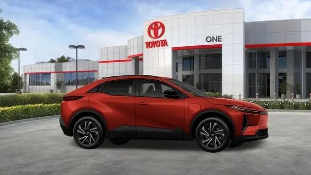 2026 Toyota C-HR SE