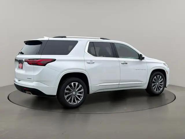 2023 Chevrolet Traverse AWD Premier