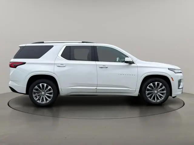 2023 Chevrolet Traverse AWD Premier