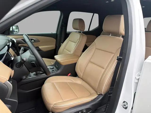 2023 Chevrolet Traverse AWD Premier