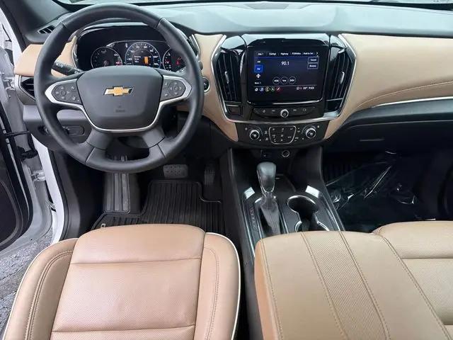 2023 Chevrolet Traverse AWD Premier