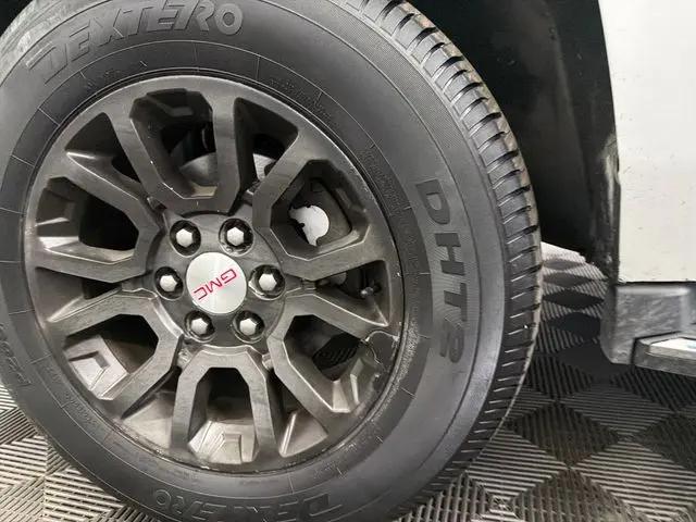 2017 GMC Yukon XL SLT
