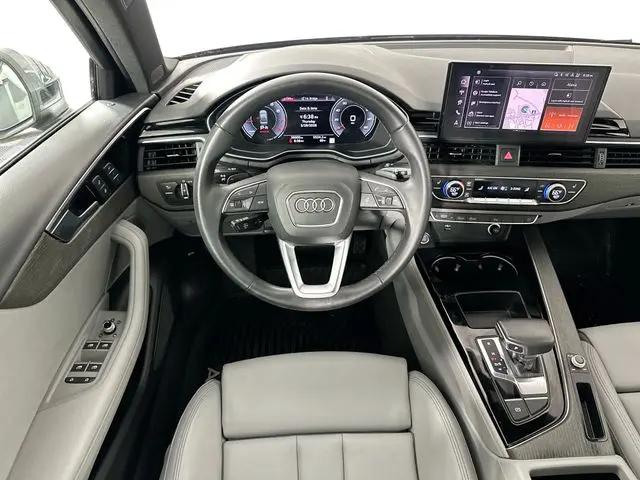 2024 Audi A4 Premium Plus 45 TFSI S line quattro S tronic