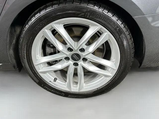 2024 Audi A4 Premium Plus 45 TFSI S line quattro S tronic