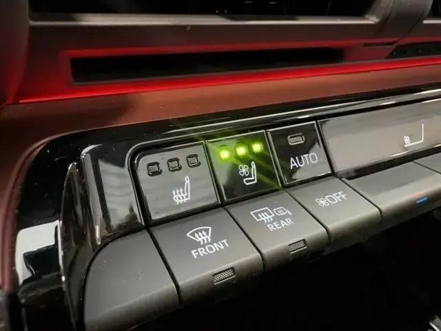 2023 Toyota Prius Prime XSE Premium