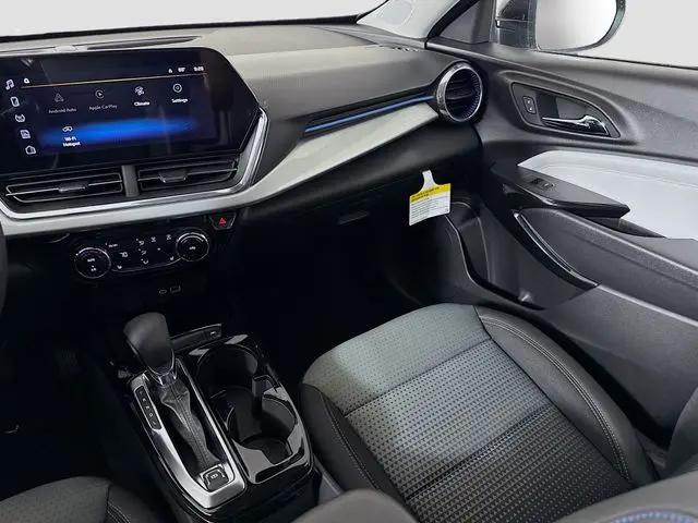 2026 Chevrolet Trax FWD LT